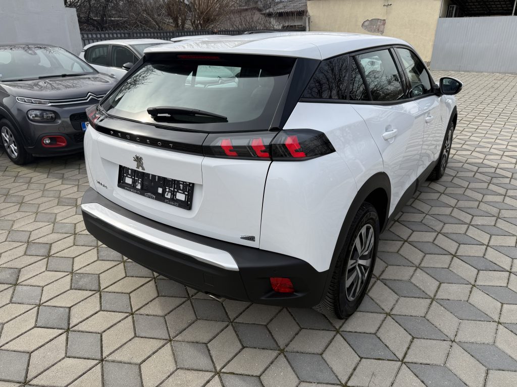 PEUGEOT 2008 1.5 BLUEHDI 110 HP ACTIVE MODEL 2022