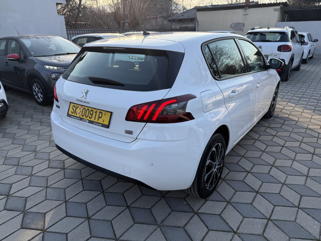 PEUGEOT 308 1.5 BLUEHDI 130 HP ALLURE 80.000 KM VIRTUAL 2021 FACELIFT